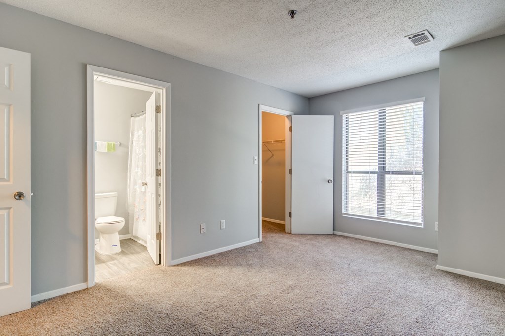 Forest Glen apartments in Austell, GA photo of bedroom