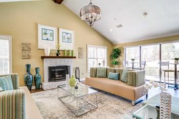 4236 Austell Rd 1-2 Beds Apartment for Rent - Photo Gallery 5