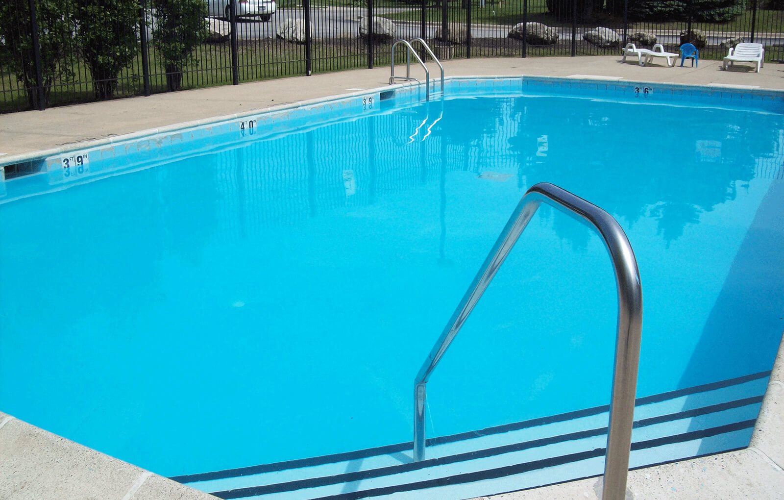 Fox Pointe Apartments in Aurora, IL