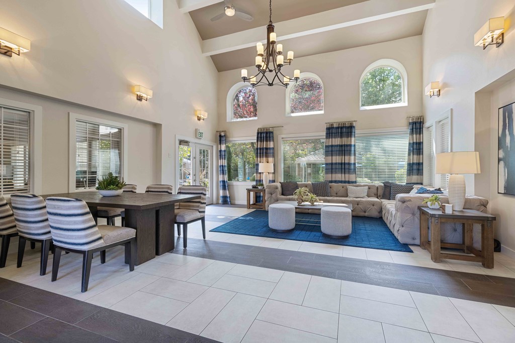 Fultons Crossing Apartments