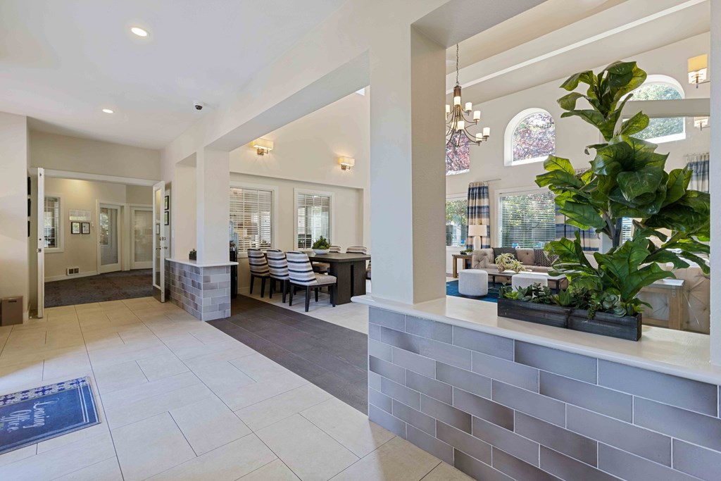 Fultons Crossing Apartments