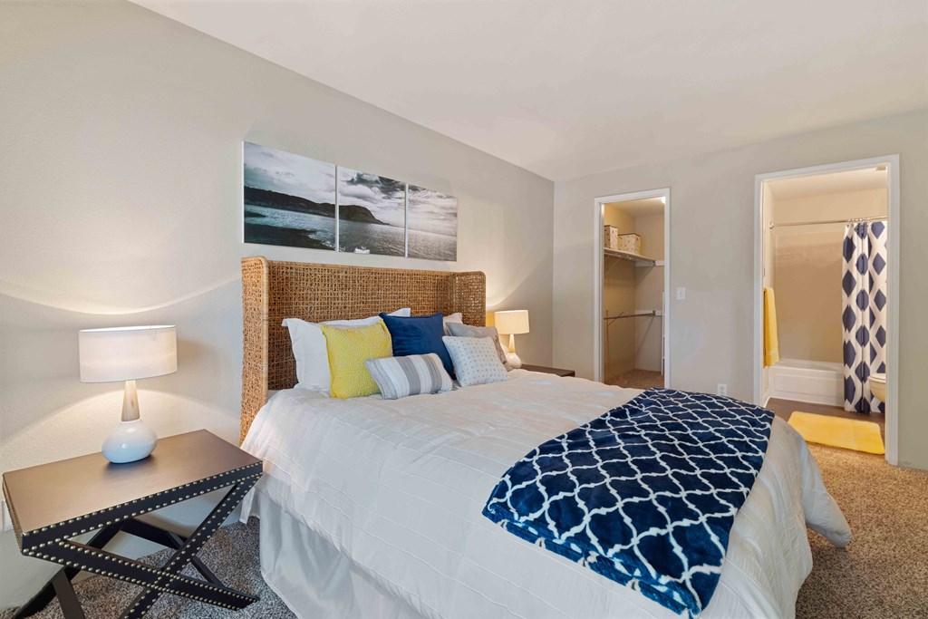 Fultons Crossing Apartments