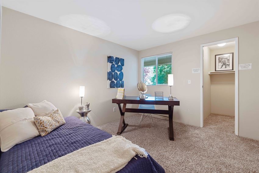 Fultons Crossing Apartments in Everett, WA photo of bedroom - Photo Gallery