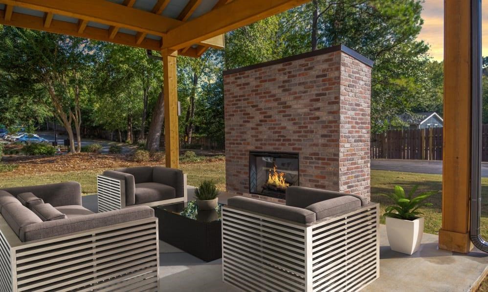 Arlowe Townhomes in Smyrna GA photo of fireplace