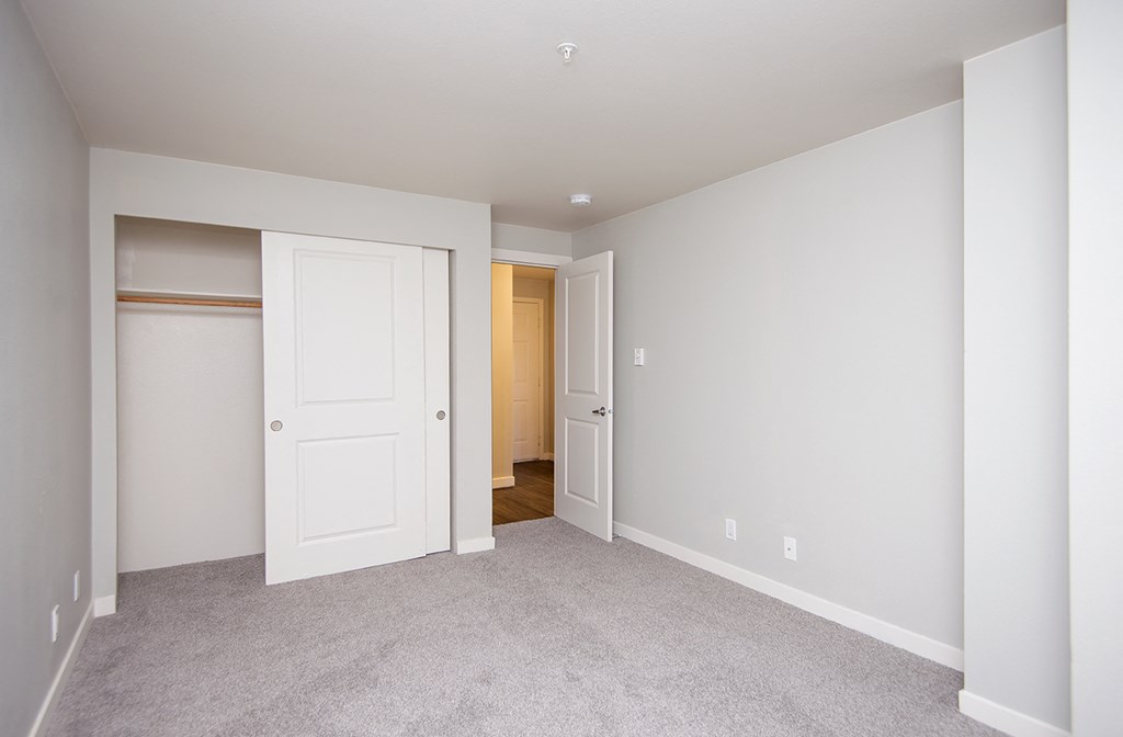 large closets in bedrooms