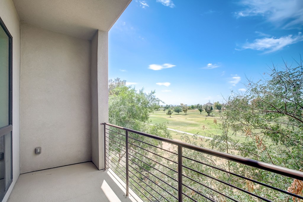 Dusk Scottsdale Apartments