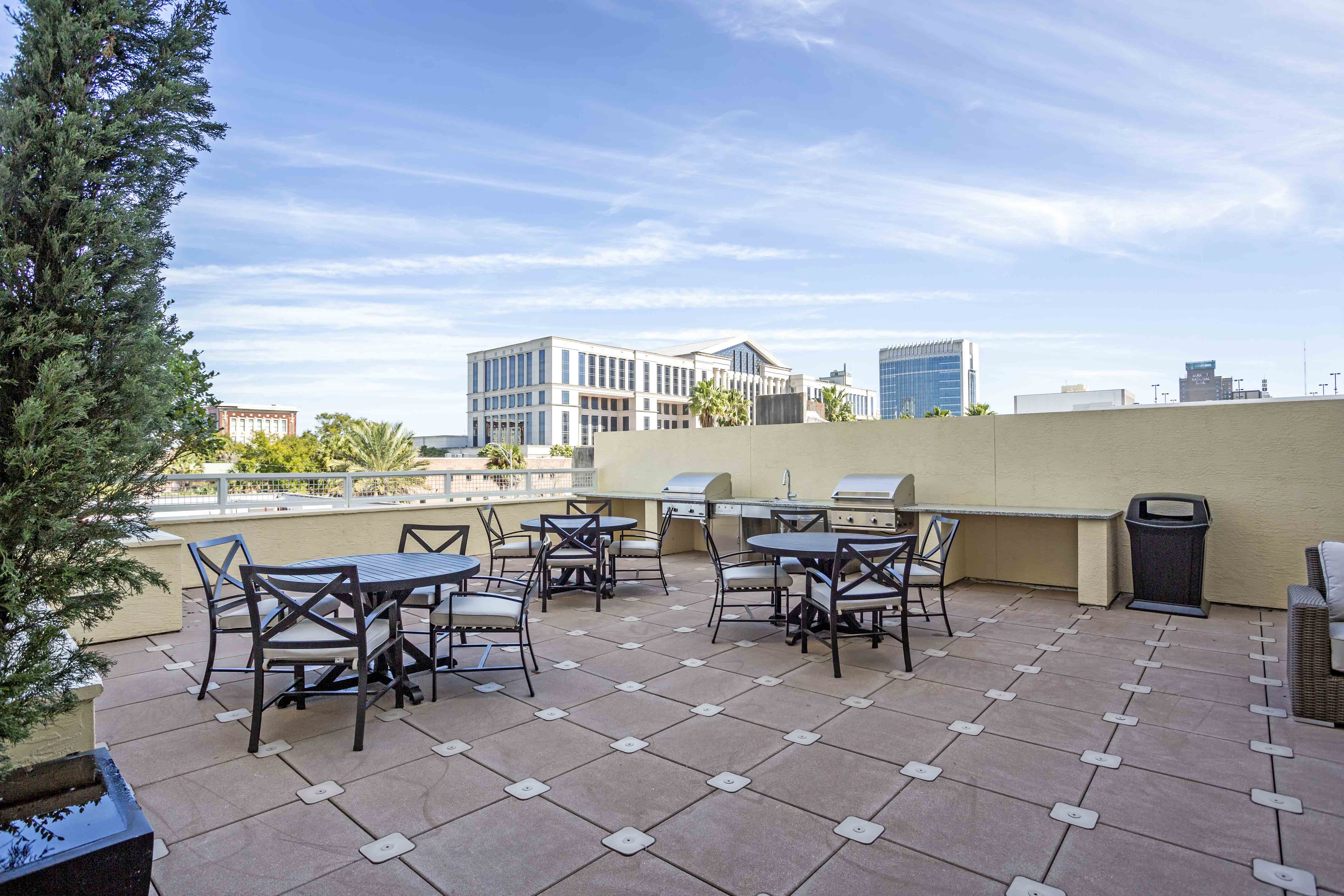 Houston Street Manor apartments in Jacksonville, FL photo of Rooftop deck