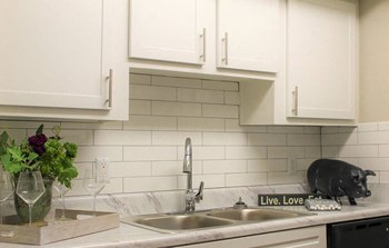 1551 Sam Rittenberg Blvd 1-2 Beds Apartment for Rent - Photo Gallery 8