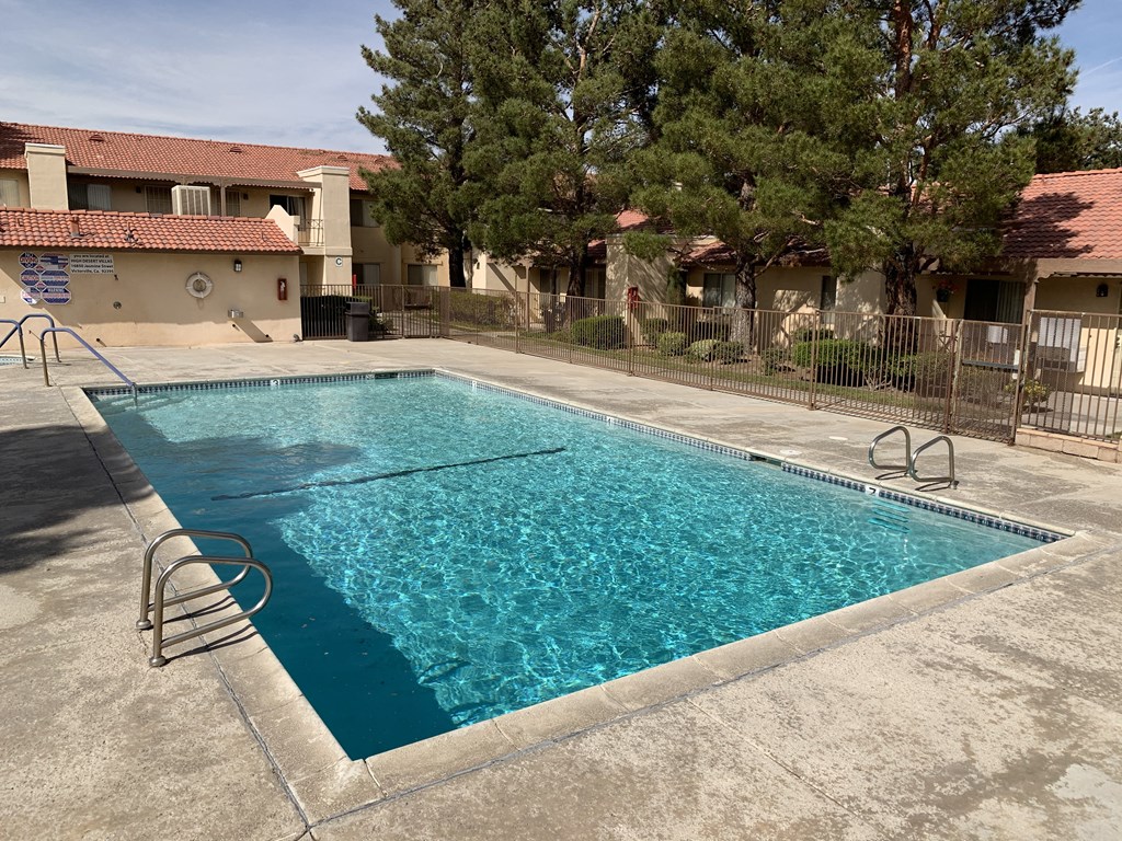 High Desert Villas apartments in Victorville California photo of resort-style pool