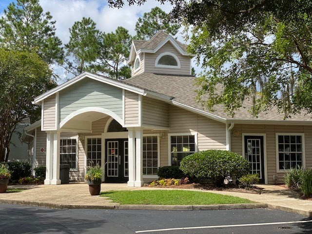 Savannah Sound Apartments in Tallahassee, FL photo of leasing office