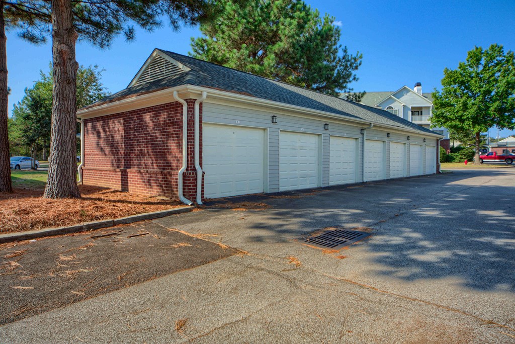 Enclave at Wolfchase Apartments in Cordova Tennessee photo of garages