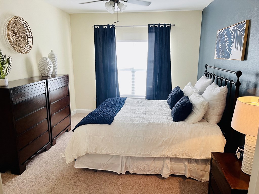 Oceanaire Apartments in Biloxi, MS photo of bedroom