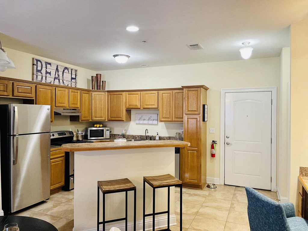 Oceanaire Apartments in Biloxi, MS spacious kitchen alt view