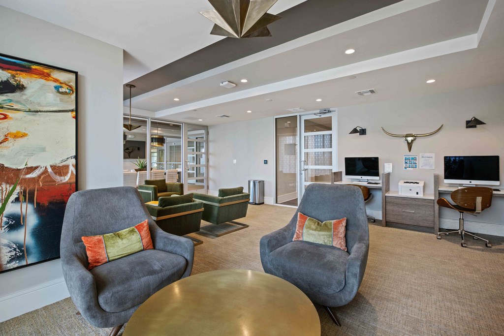 Juno at Winter Park apartments in Winter Park Florida photo of business center