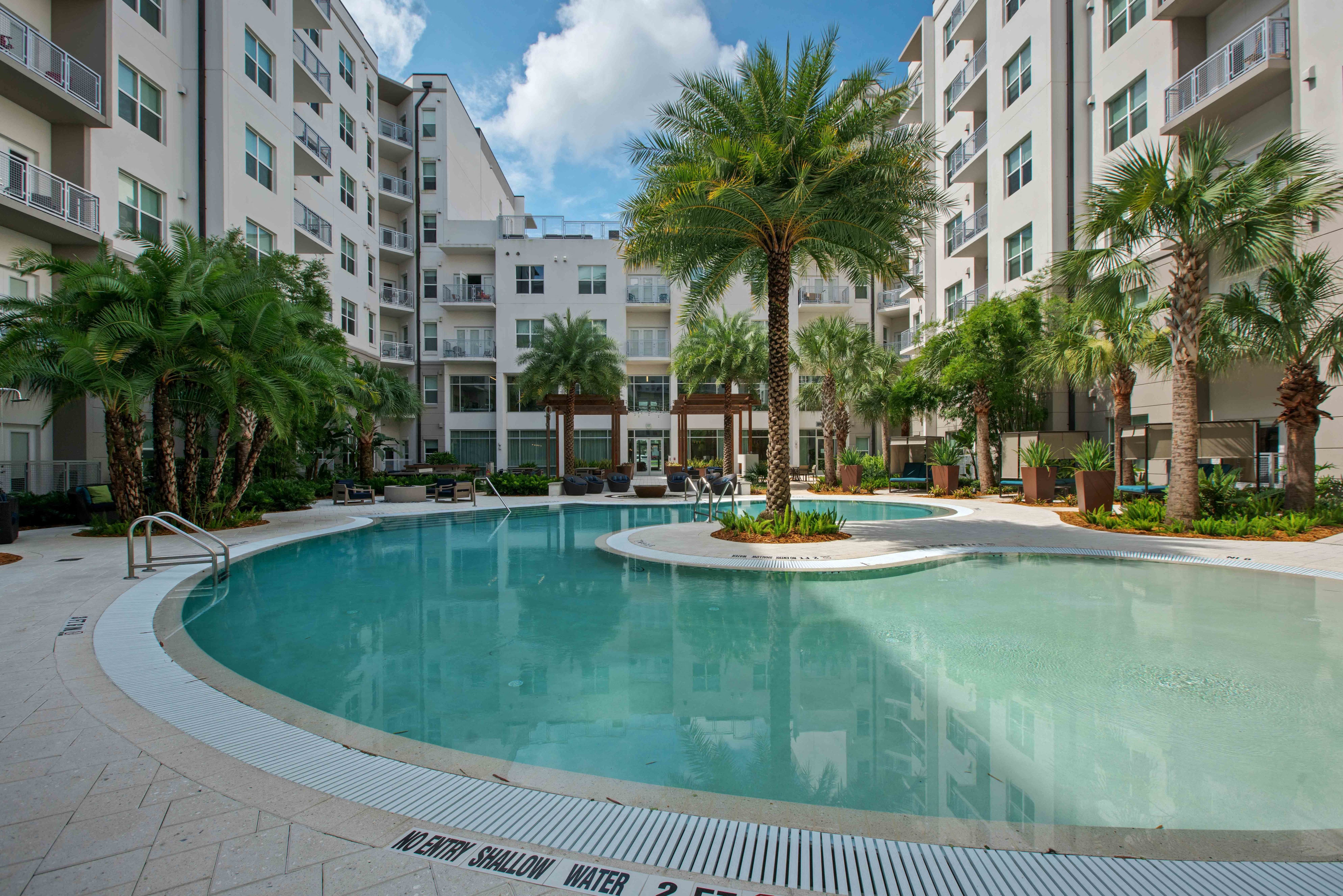 Juno at Winter Park | Apartments in Winter Park, FL