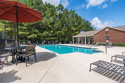 Lancaster Place Apartments in Calera Alabama photo of sparkling pool