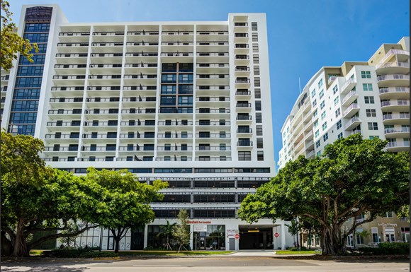 Mb Station Apartments 3170 Coral Way Miami Fl Rentcafe