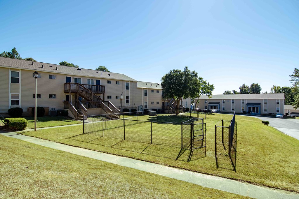 Leash-free dog park at Mableton Ridge Apartments in Mableton, GA, near Douglasville.