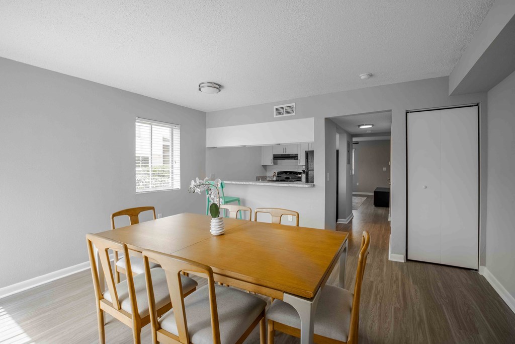 Kissimmee, Florida Apartments - Mirador at Woodside - Dining Room