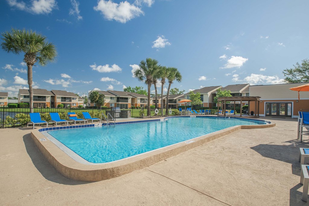 Apartments in Kissimmee for Rent - Mirador at Woodisde - Resort Style Pool