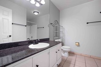 bathroom with single vanity