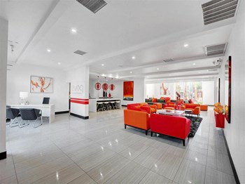 Evoq leasing office - Photo Gallery 3