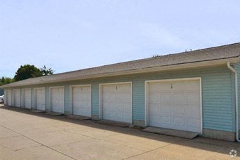1516 Seven Pines Road 1-3 Beds Apartment for Rent - Photo Gallery 9
