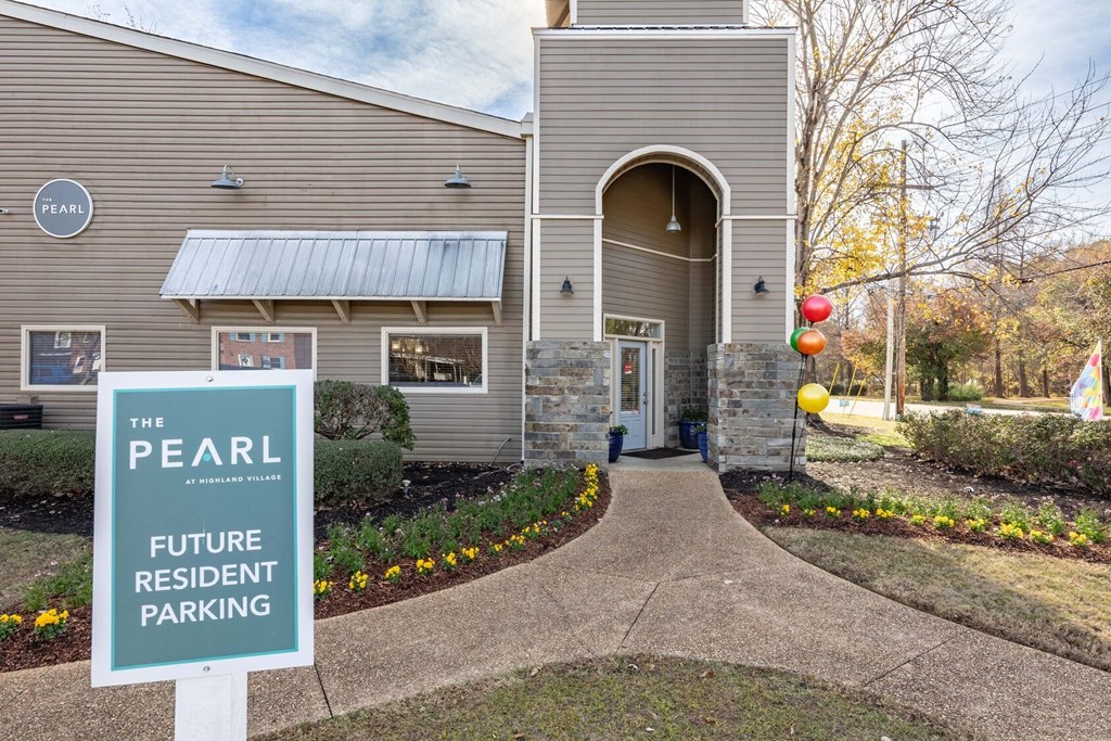 The Pearl at Highland Village Apartments and Townhomes for rent in Jackson, MS photo of outside leasing office