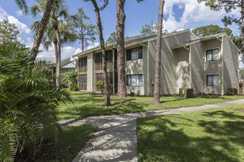 Enclave At Lake Ellenor