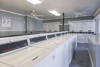 Enclave At Lake Ellenor