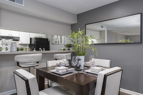 2100 W Oak Ridge Rd Studio Apartment for Rent