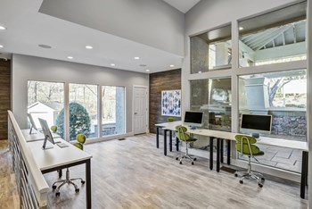 6060 Reserve Drive 1-4 Beds Apartment for Rent - Photo Gallery 3