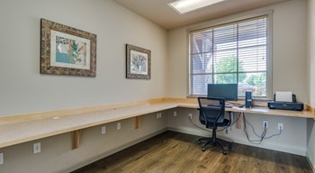 clubhouse business center - Photo Gallery 10