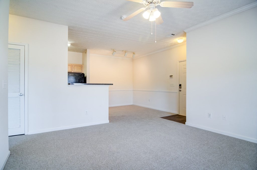 Rutland Place apartments in Macon, Georgia photo of living room and kitchen