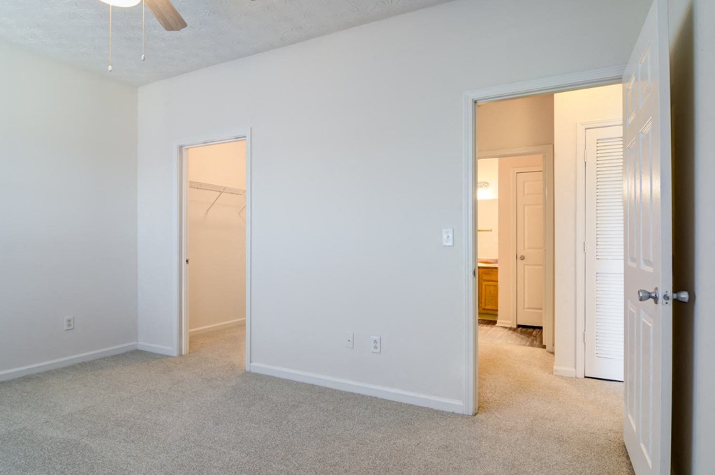 Rutland Place apartments in Macon, Georgia photo of bedroom