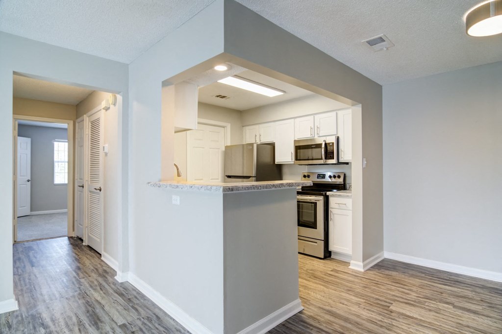 Rutland Place apartments in Macon, Georgia photo of kitchen.