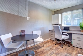 business center - Photo Gallery 2