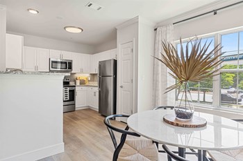 190 Bridge Street 1-2 Beds Apartment for Rent - Photo Gallery 3