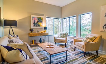 13180 Newport Way 2 Beds Apartment for Rent - Photo Gallery 4