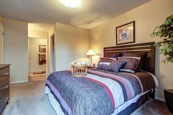 One Bedroom Apartments in Manteca CA - Stonegate Apartments Bedroom with a Spacious Layout, Large Closet, and Attached Bathroom