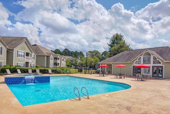 Resort-Style Pool and Cabana - Photo Gallery 2