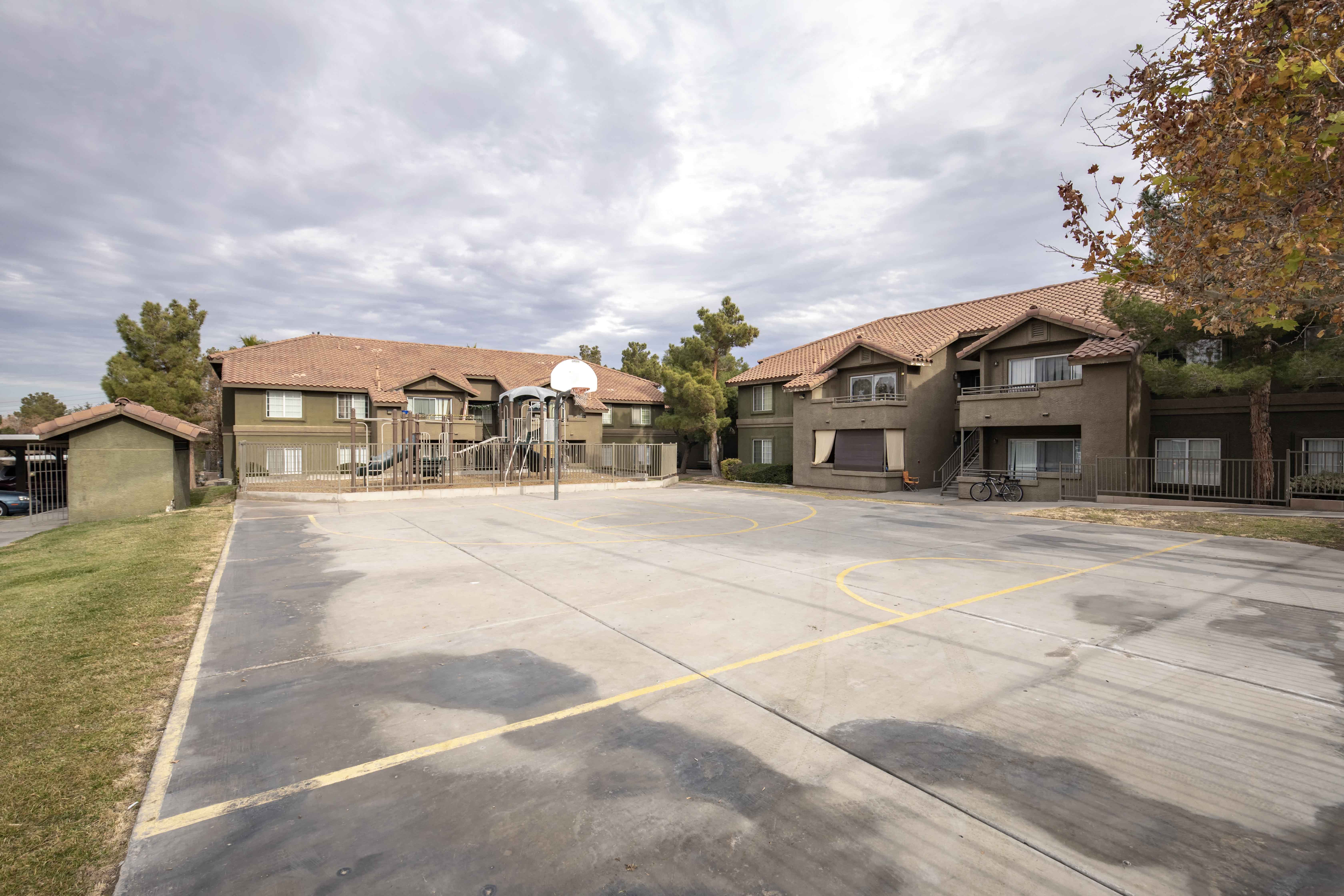 Terracina apartments in Henderson Nevada photo of Basketball Court