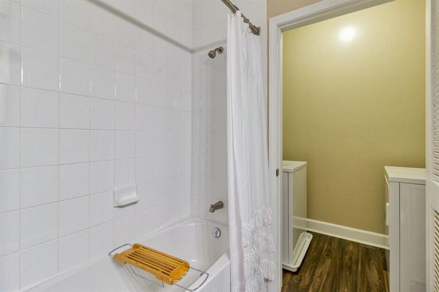 Apartments in Oakridge, TN for Rent - Centennial Village - Bathroom with Washer Dryer Closet