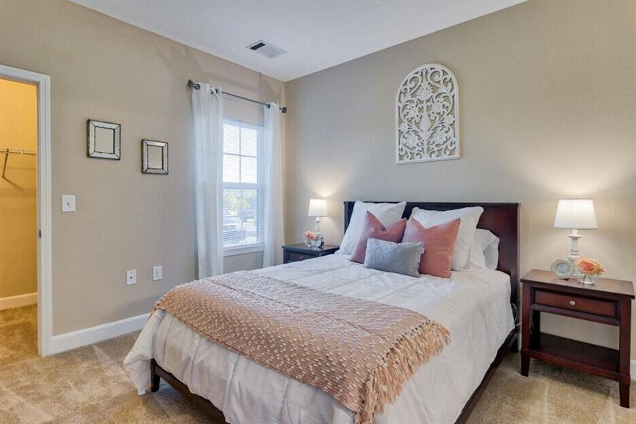 Pet-Friendly Apartments in Oakridge, TN - Centennial Village - Bedroom with Window