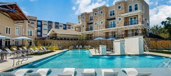4501 N Garland Ave 1-3 Beds Apartment for Rent - Photo Gallery 3