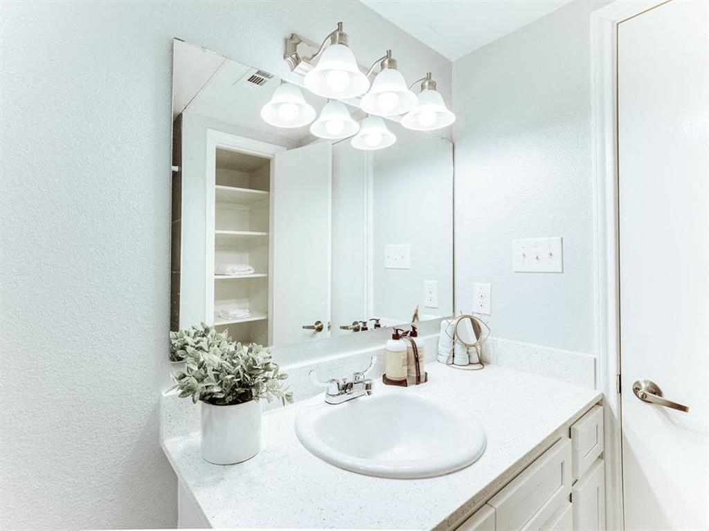 The Diamond Hill At Westheimer