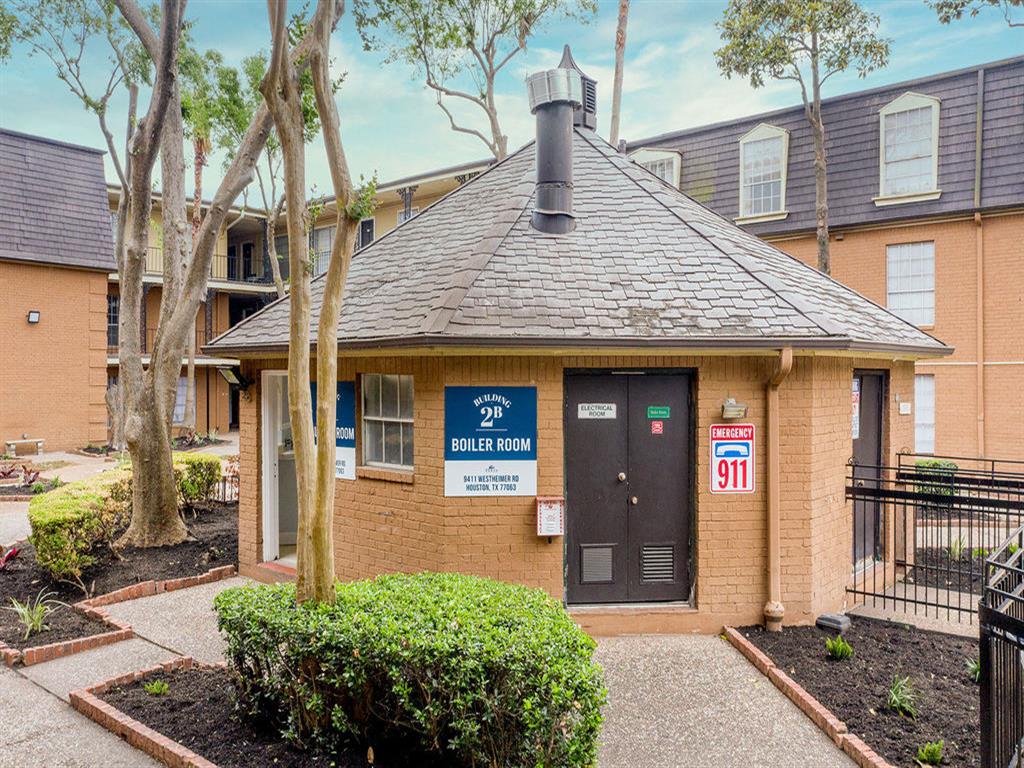 The Diamond Hill At Westheimer