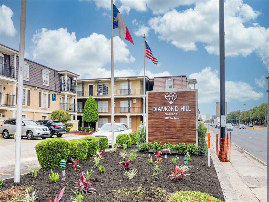 The Diamond Hill At Westheimer