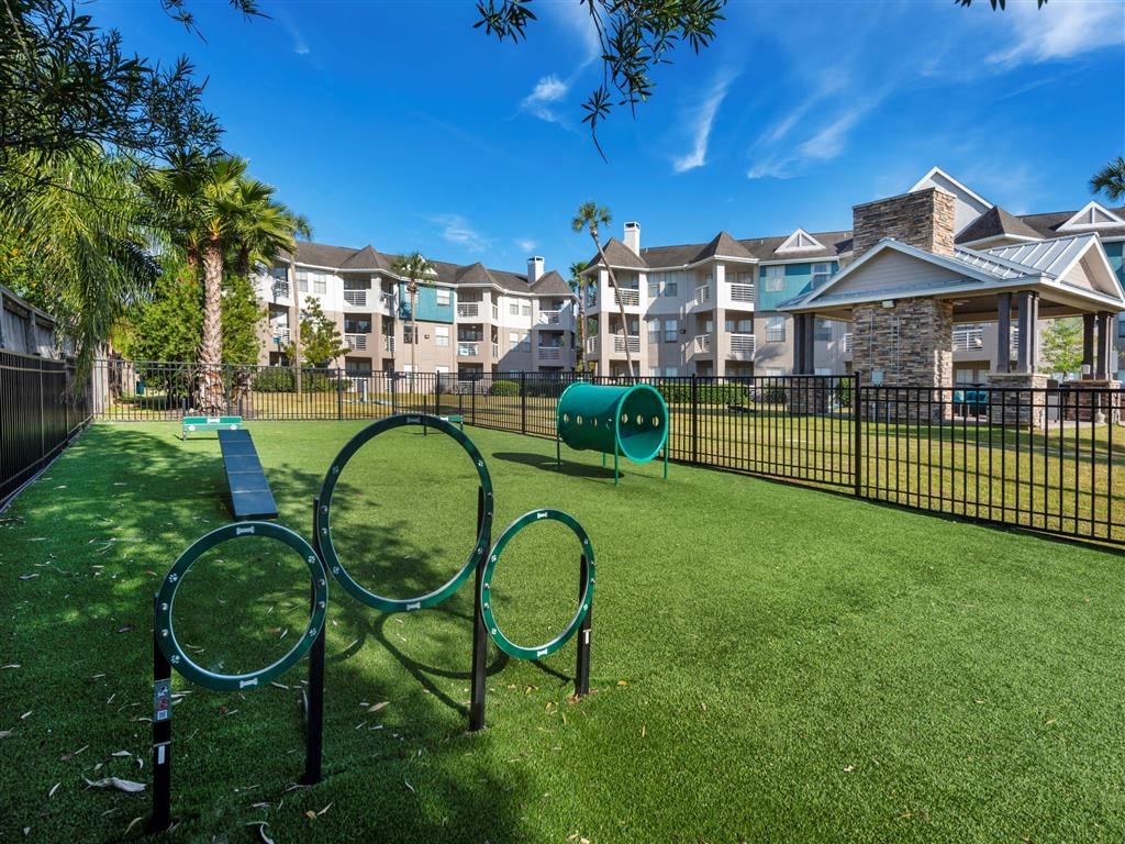 the park at the estates at spring valley apartments