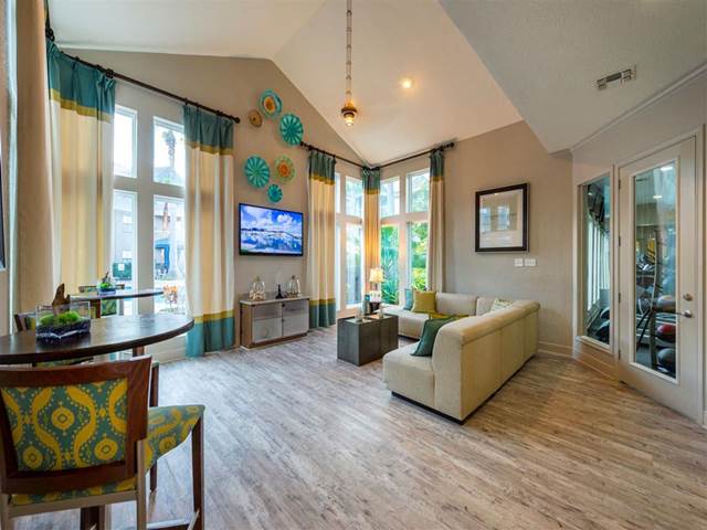 1-bedroom apartment at Anchor at South Shore Apartments in League City, TX